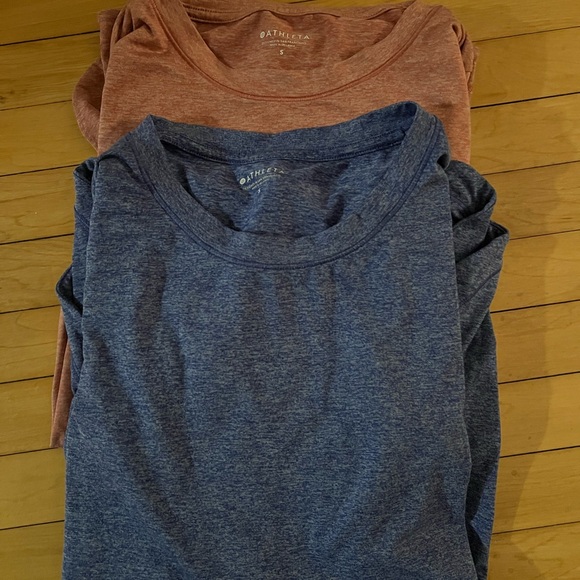 Set of 2- Athleta long sleeves! - Picture 10 of 13